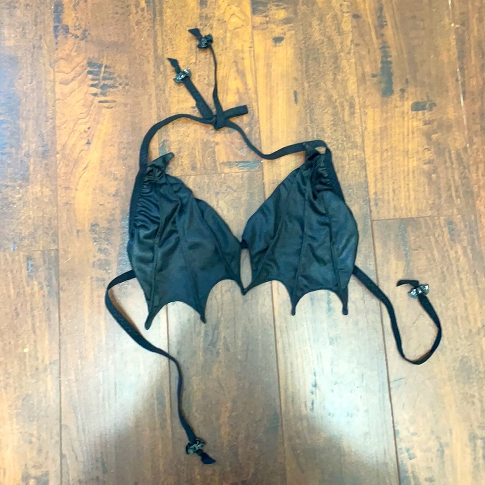 Bat Wing Bikini Set - Picture 5 of 11